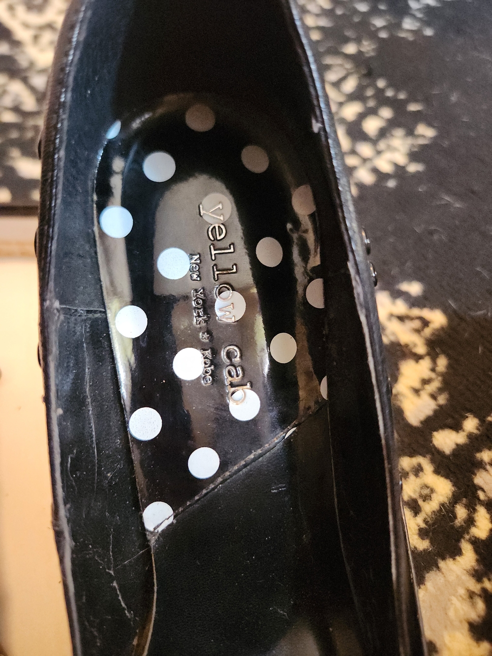 Yellow Cab New York Vintage Black Studded Pointed-Toe Stiletto Pumps Size 9 - Picture 9 of 11